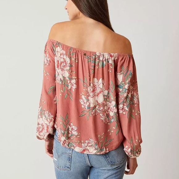 Billabong Mi Amore Ash Rose Off-Shoulder Top - Picture 2 of 7